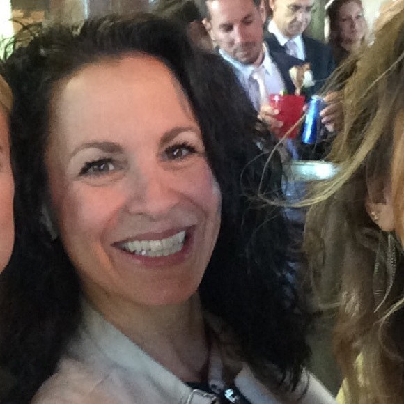 Meet your Posher, Tanya - Picture 1 of 1